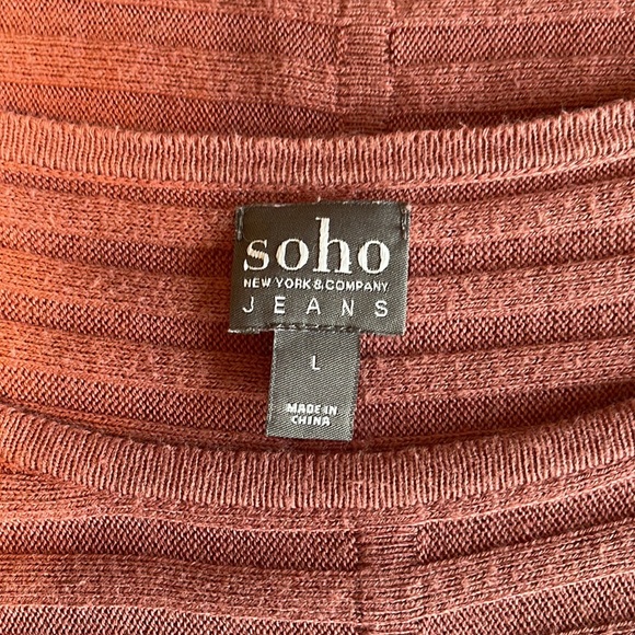NWOT New York & Company Soho Jeans Sweater - Picture 14 of 16